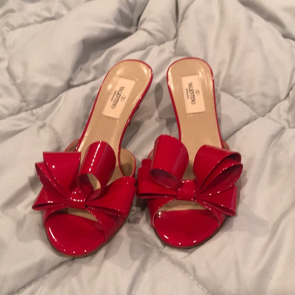 Like new Valentino sandals